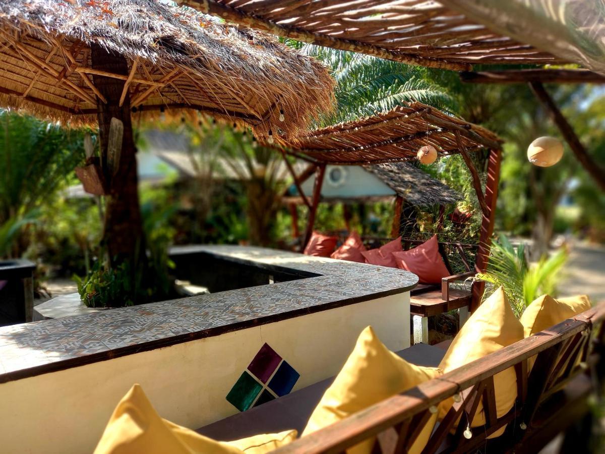 Sabai Sabai Beach Bungalows Koh Phayam Εξωτερικό φωτογραφία