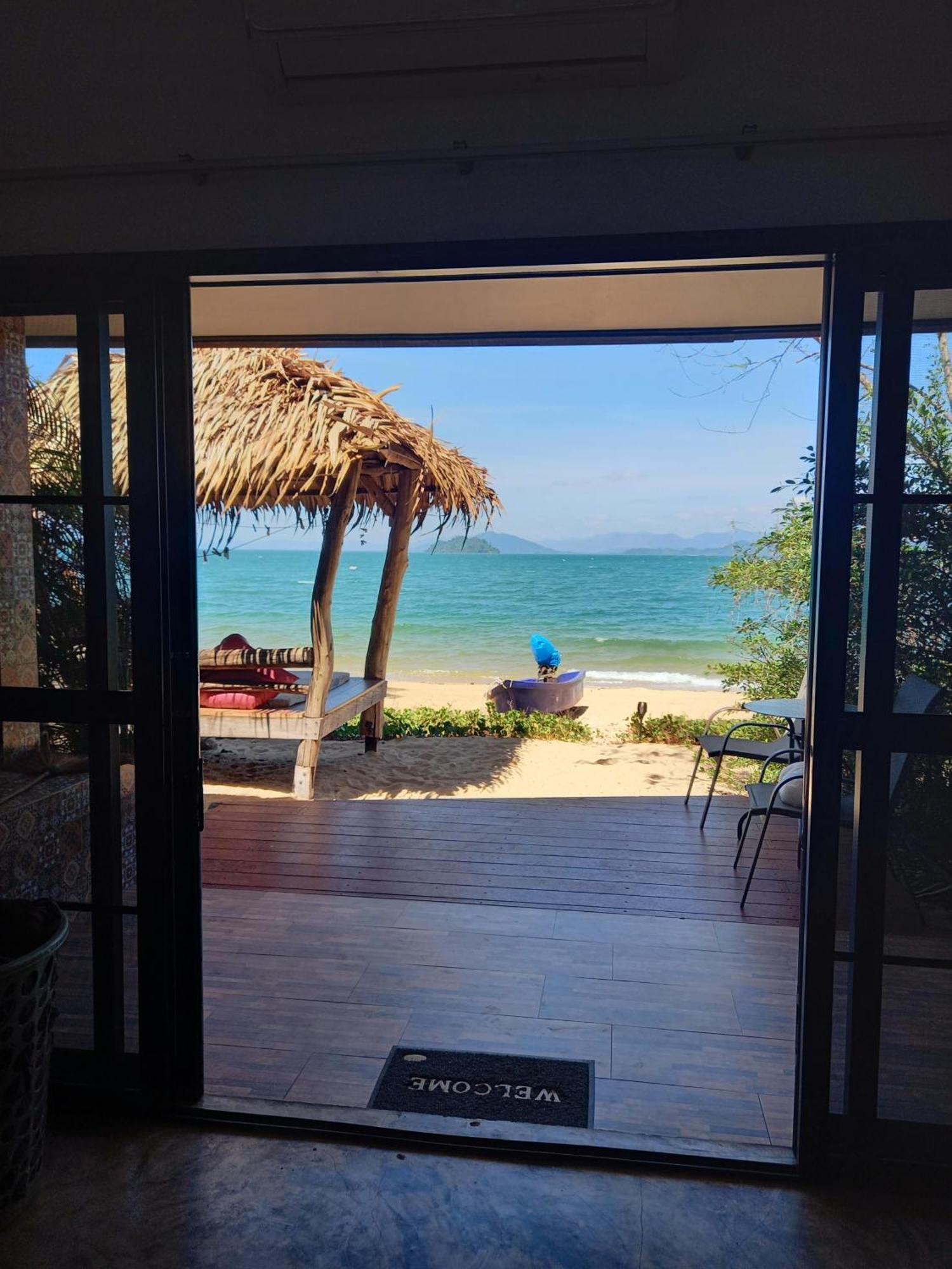 Sabai Sabai Beach Bungalows Koh Phayam Δωμάτιο φωτογραφία