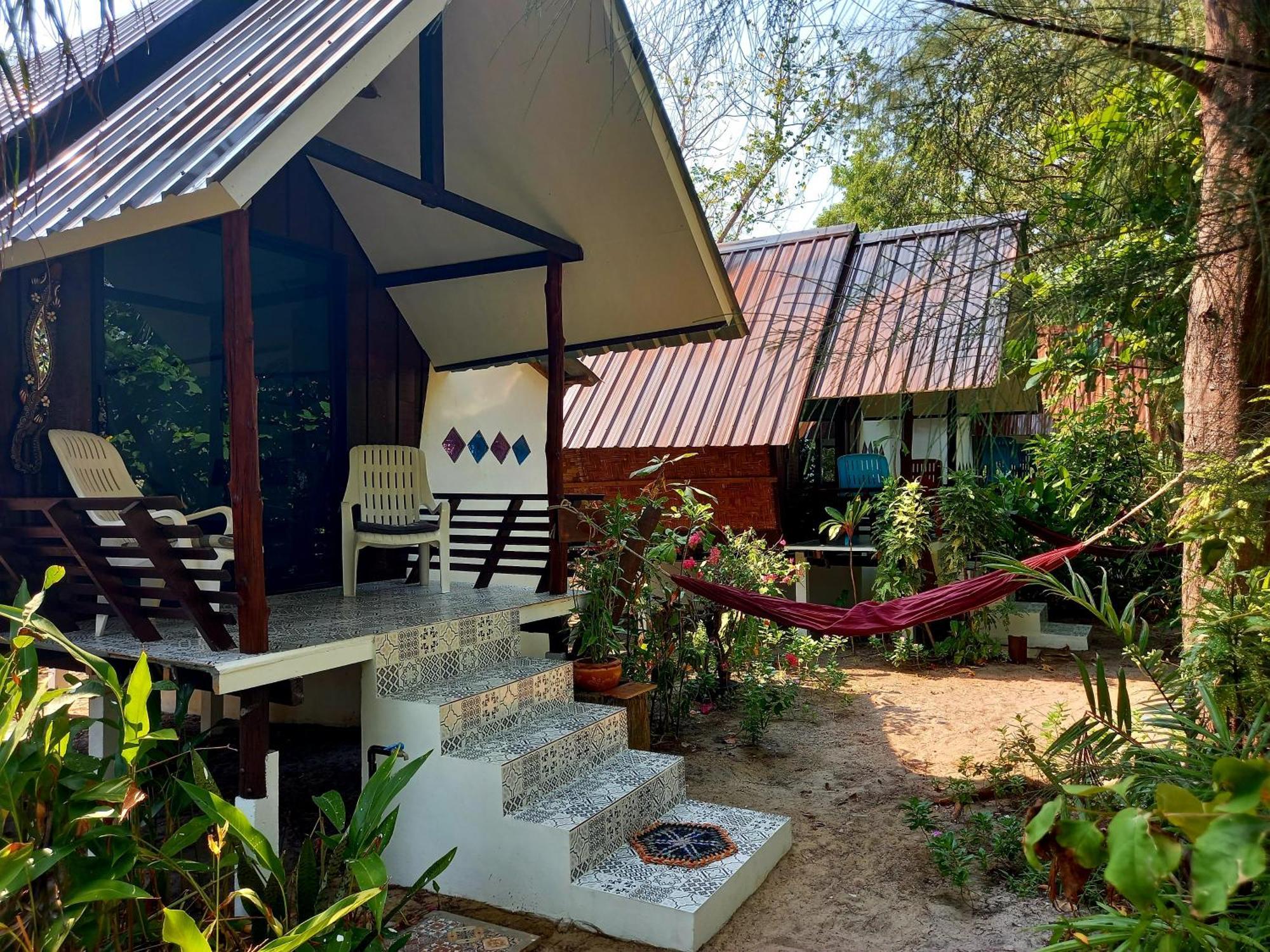 Sabai Sabai Beach Bungalows Koh Phayam Δωμάτιο φωτογραφία